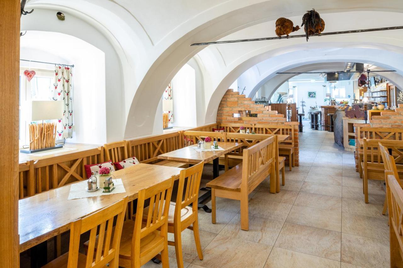 Perbersdorfer Heuriger Hotel Neuhofen an der Ybbs ภายนอก รูปภาพ