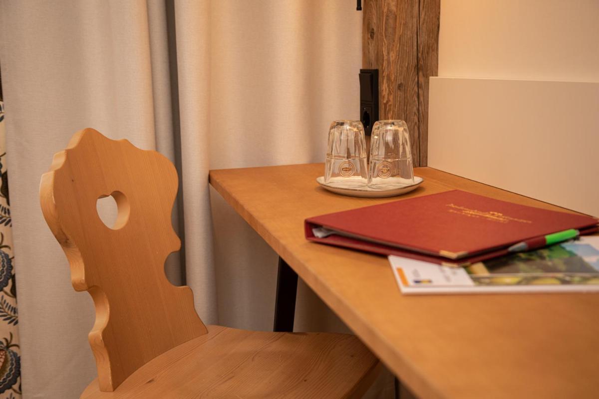 Perbersdorfer Heuriger Hotel Neuhofen an der Ybbs ภายนอก รูปภาพ